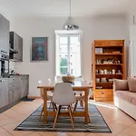 Blanc House *